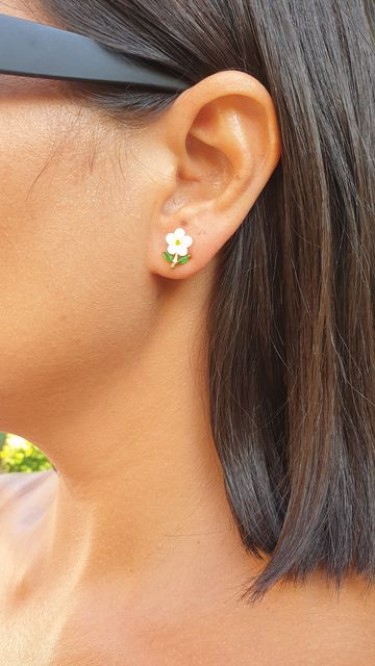 Ay Gümüş Kadın Manolya Çiçeği Zümrüt Yapraklı Mini Küpe 925 Ayar Gümüş