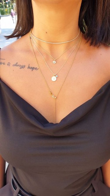 Ay Gümüş Kadın Eski Para Figürü Mavi Boncuklu Gold Kolye 925 Ayar Gümüş Ay Gümüş Kadın Eski Para Figürü Mavi Boncuklu Gold Kolye 925 Ayar Gümüş