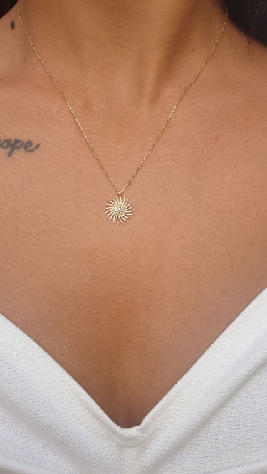 Ay Gümüş Kadın Zirkon Gold Güneş Kolye 925 Ayar Gümüş Ay Gümüş Kadın Zirkon Gold Güneş Kolye 925 Ayar Gümüş