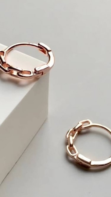 Ay Gümüş Kadın Zincir Modeli Çıtır İnce Halka Küpe 925 Ayar Gümüş