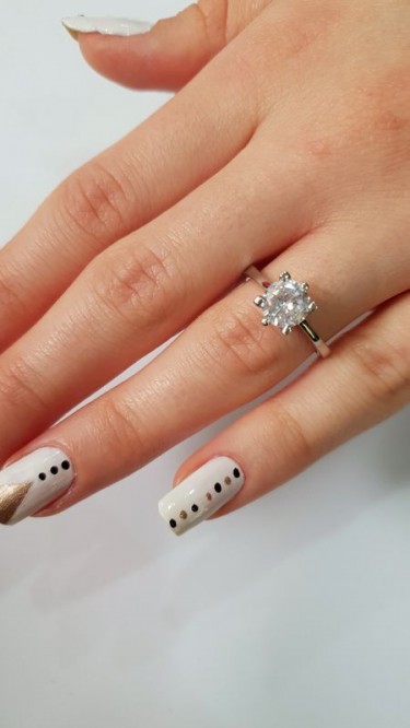 Ay Gümüş Kadın Pırıltı İthal Tek Taş Yüzük 925 Ayar Gümüş