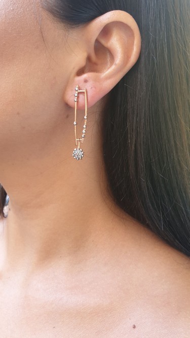 Ay Gümüş Kadın  Özel Tasarım Milka Zirkon Küpe 925 Ayar Gümüş