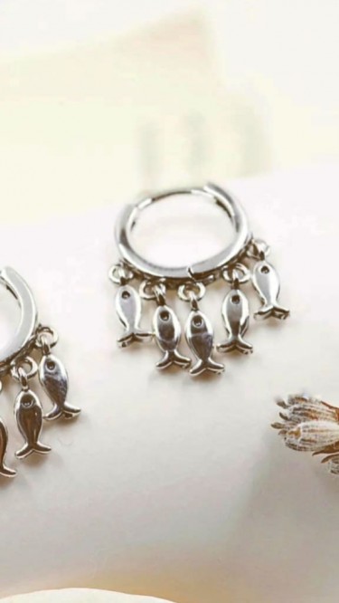 Ay Gümüş Kadın Halka Balık Figürlü Tasarım 925 Ayar Gümüş Küpe Ay Gümüş Kadın Halka Balık Figürlü Tasarım 925 Ayar Gümüş Küpe