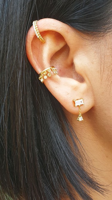 Ay Gümüş Kadın Minimal Sallantılı Zirkon Altın Renk 925 Ayar Küpe Ay Gümüş Kadın Minimal Sallantılı Zirkon Altın Renk 925 Ayar Küpe