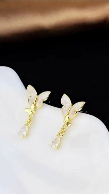 Ay Gümüş Kadın 925 Ayar Gümüş Zirkon Mine Minimal Küpe Ay Gümüş Kadın 925 Ayar Gümüş Zirkon Mine Minimal Küpe