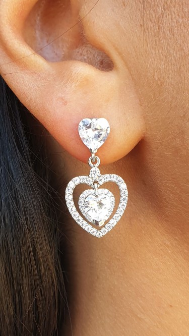 Ay Gümüş Kadın Zirkon Kalp Çivili 925 Ayar Ay Gümüş Kadın Zirkon Kalp Çivili 925 Ayar